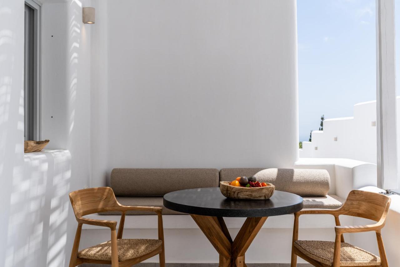 Arotron Santorini Bed & Breakfast Pýrgos Екстериор снимка