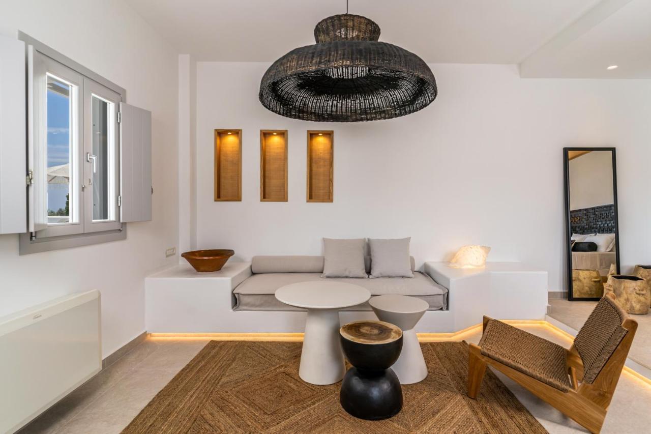 Arotron Santorini Bed & Breakfast Pýrgos Екстериор снимка